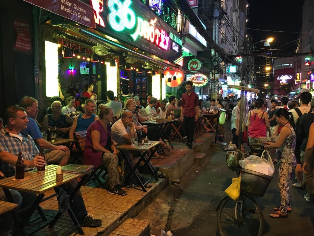 Tesla Hostel TP. Hồ Chí Minh Ngoại thất bức ảnh